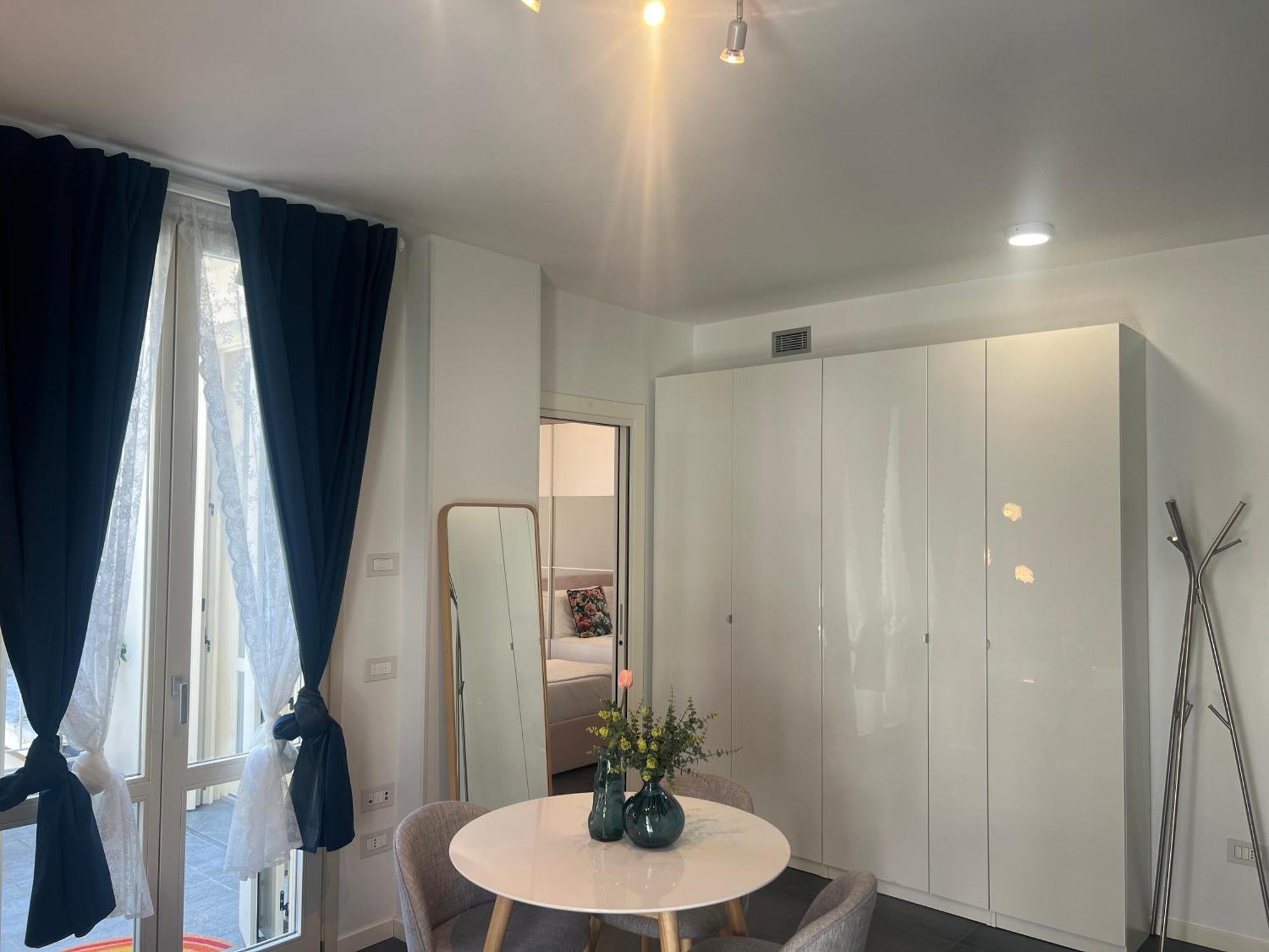 Regina Milano In Melegnano - Wifi, Breakfast Box And Terrace 아파트 외부 사진