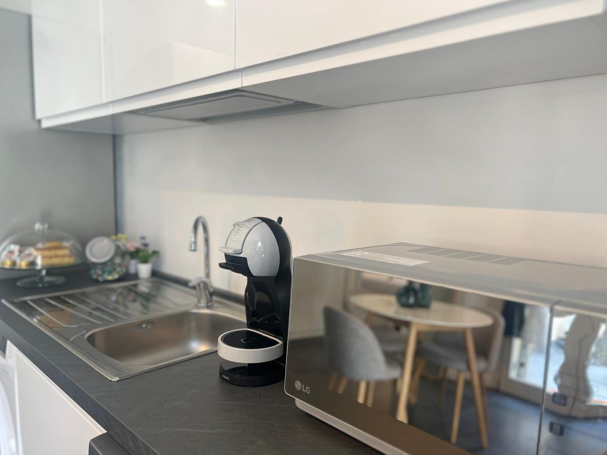 Regina Milano In Melegnano - Wifi, Breakfast Box And Terrace 아파트 외부 사진